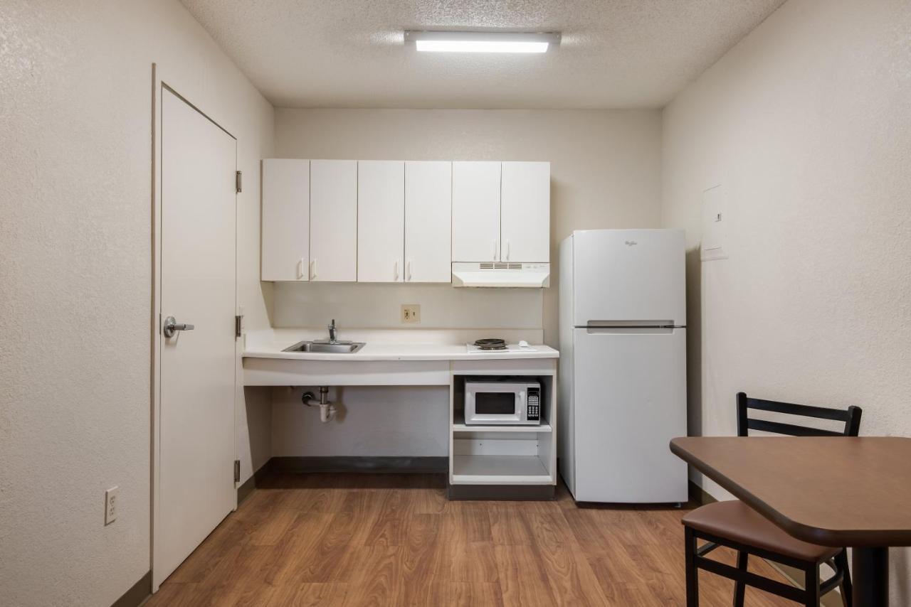 Birch Hill Suites Kansas City - Independence Esterno foto