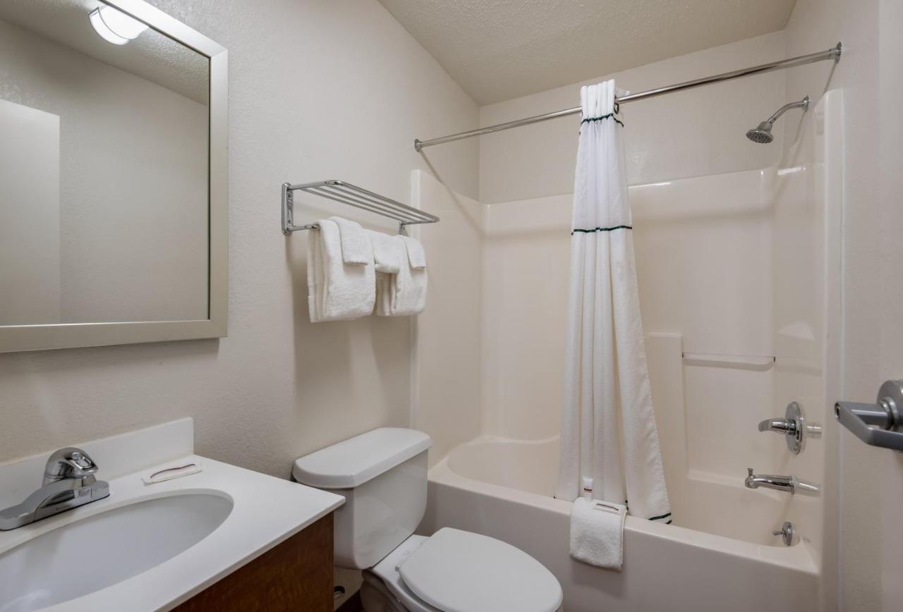 Birch Hill Suites Kansas City - Independence Esterno foto