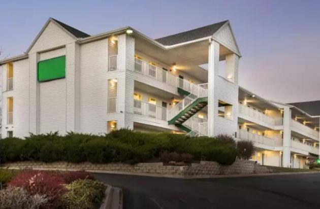 Birch Hill Suites Kansas City - Independence Esterno foto