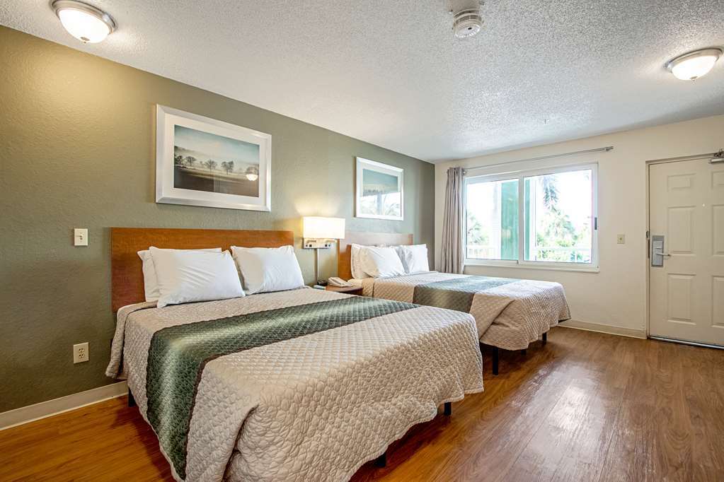 Birch Hill Suites Kansas City - Independence Camera foto
