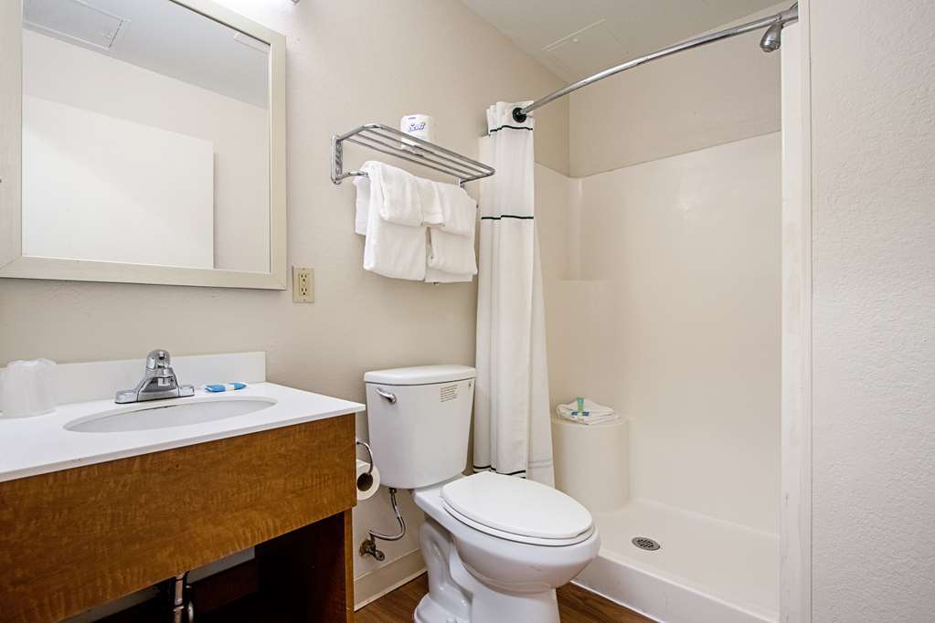 Birch Hill Suites Kansas City - Independence Camera foto