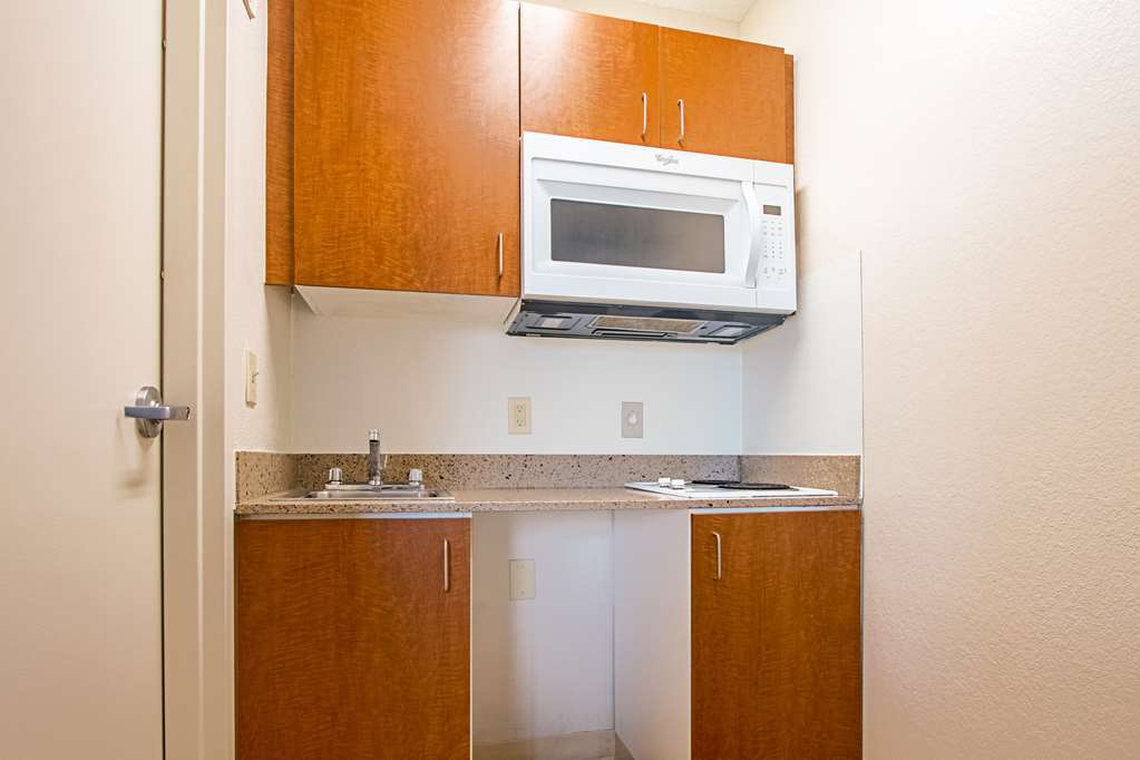 Birch Hill Suites Kansas City - Independence Camera foto